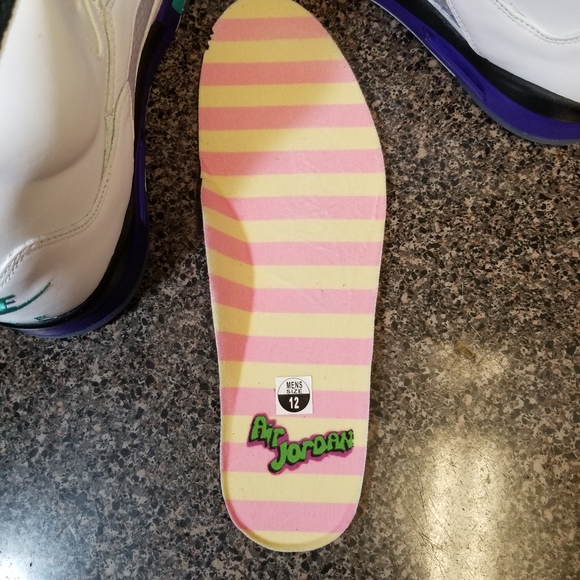 Nike Air Jordan 5 Retro NRG Fresh Prince / Grape 2018 AV3919-135 Size 12 Sneaker - Picture 6 of 6